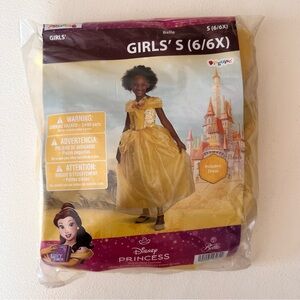 Belle costume